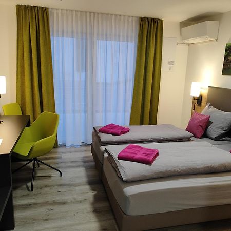 Hotel Gaestehaus Stock Zimmer Wasserfall ฟรีดริชส์ฮาเฟน ภายนอก รูปภาพ